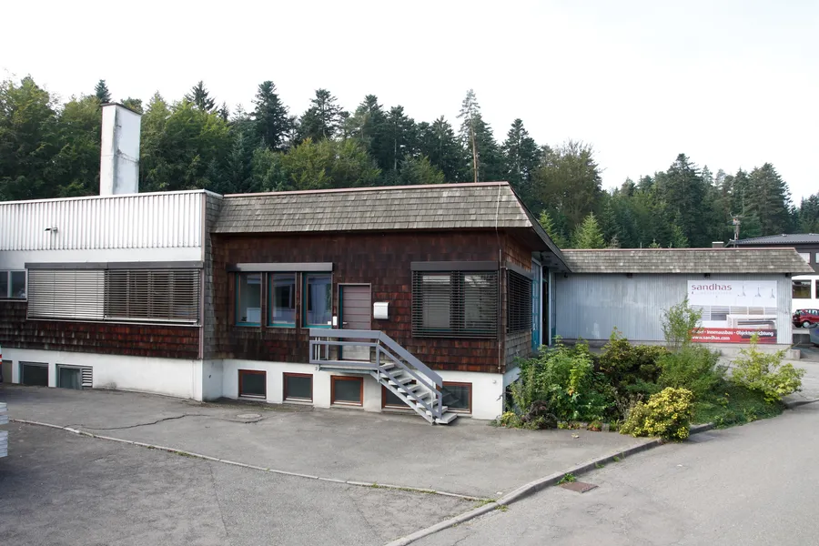 Sandhas Werkstätten company building in Calw