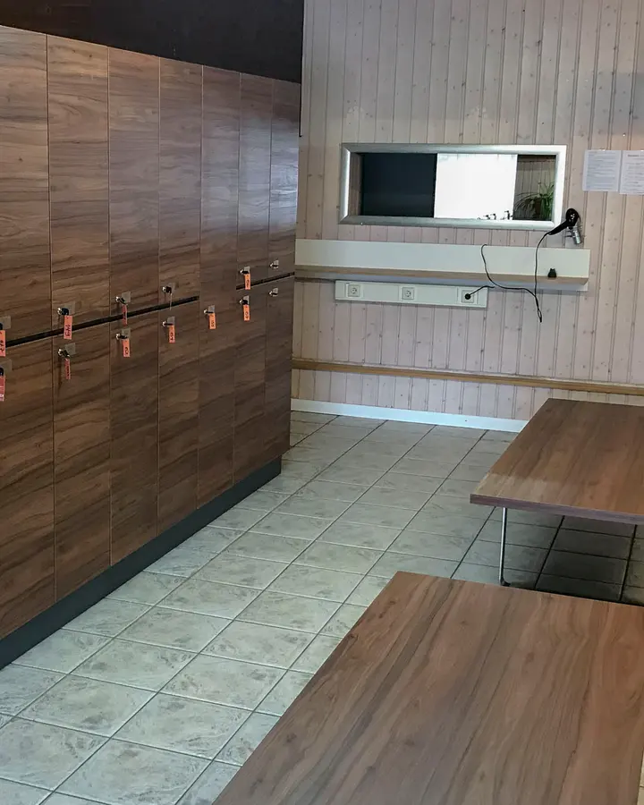 Schränke für Umkleideräume in Sport-, Fitness- und Wellnessstudios